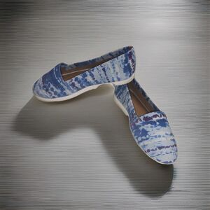 Aerosoles Slip on Shoes NEW Women Flat sz 6 Tie Dye Flat Blue Loafer
